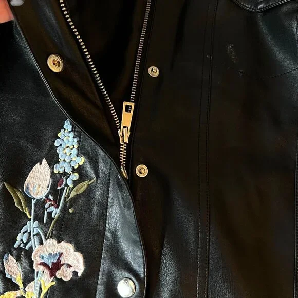 Christopher & Banks Black Faux Leather Jacket Floral Embroidery Snap Zip Large - Picture 3 of 16